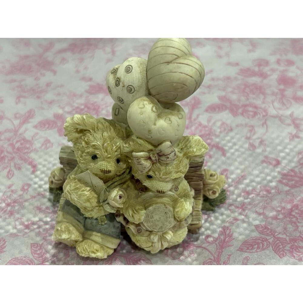 Vintage Teddy Bear Figurine with Balloons – Romantic Couple‎ – Resin 1990s
